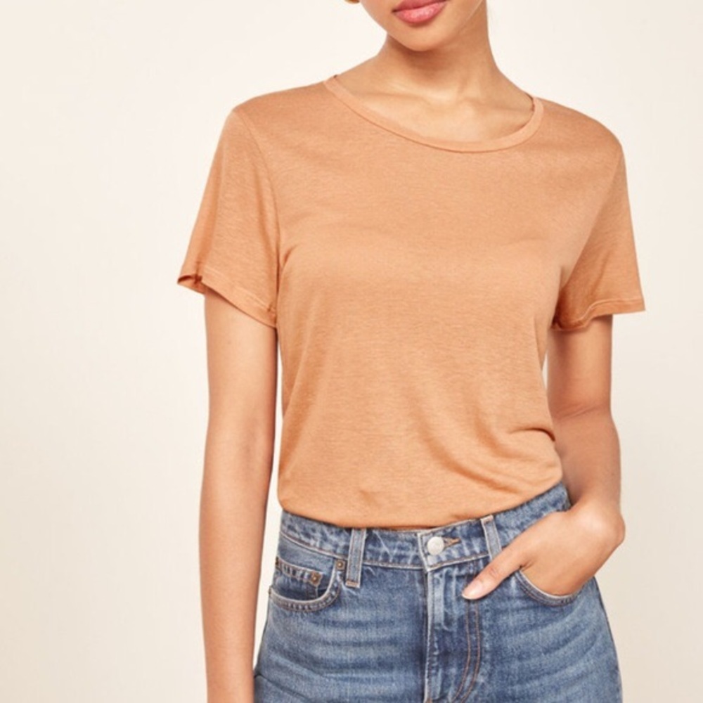 NWT reformation flax relaxed crew tee in buff